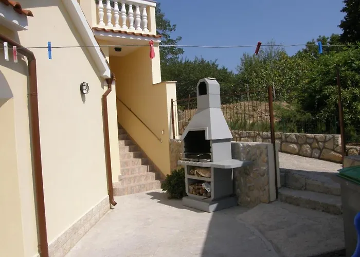 アパート In With Sea View, Terrace, Wireless, Washing Machine *
