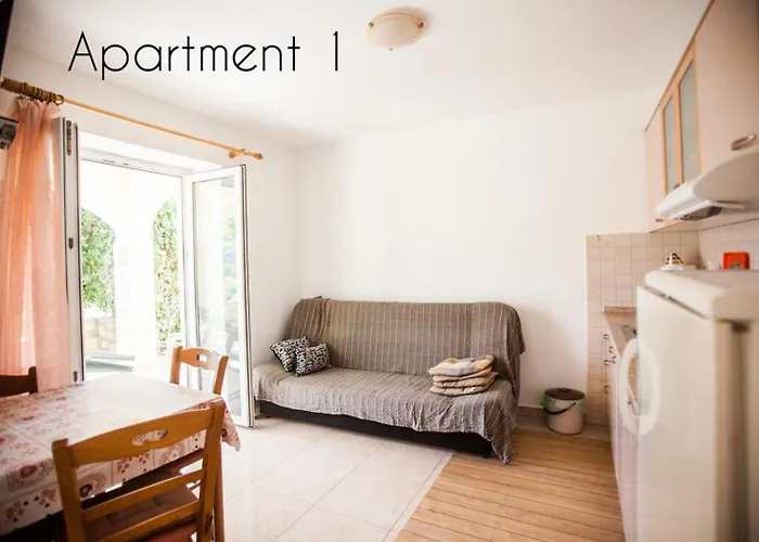 アパート In With Sea View, Terrace, Wireless, Washing Machine ロパール