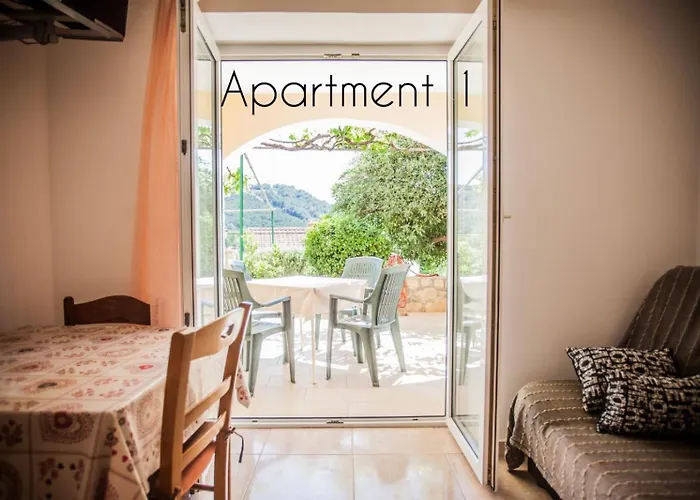 アパート In With Sea View, Terrace, Wireless, Washing Machine *