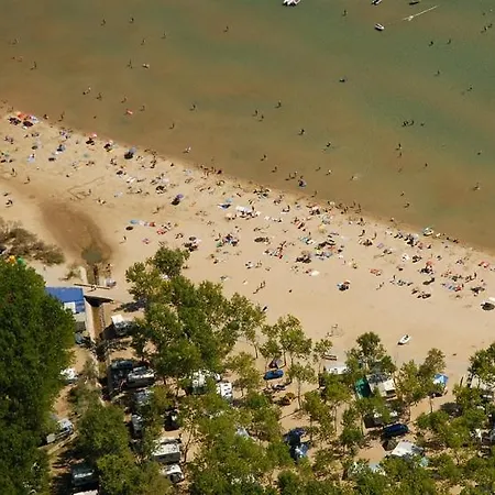 شقة In With Sea View, Terrace, Wireless, Washing Machine