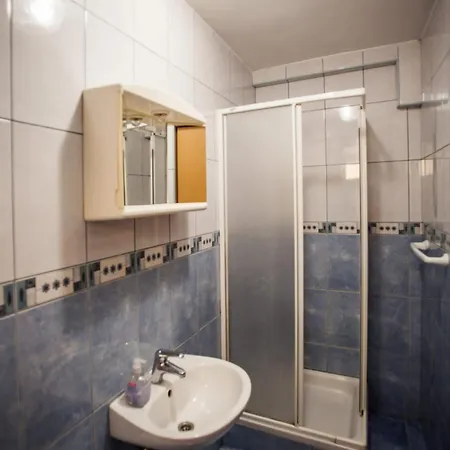 In With Sea View, Terrace, Wireless, Washing Machine شقة *