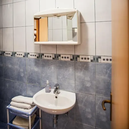 شقة In With Sea View, Terrace, Wireless, Washing Machine