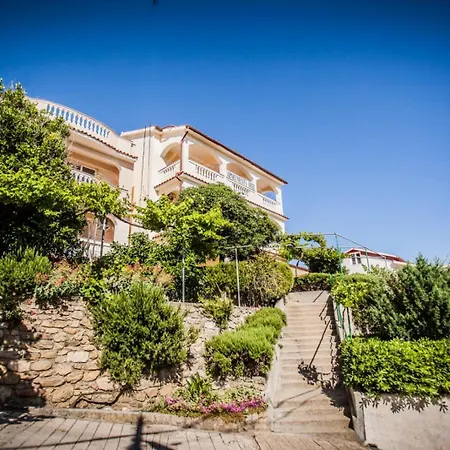 Apartment In With Sea View, Terrace, Wireless, Washing Machine